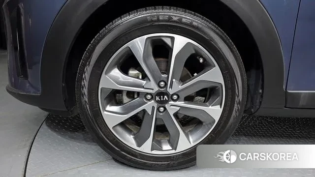 Kia Stonic id 3772978 из Кореи 15