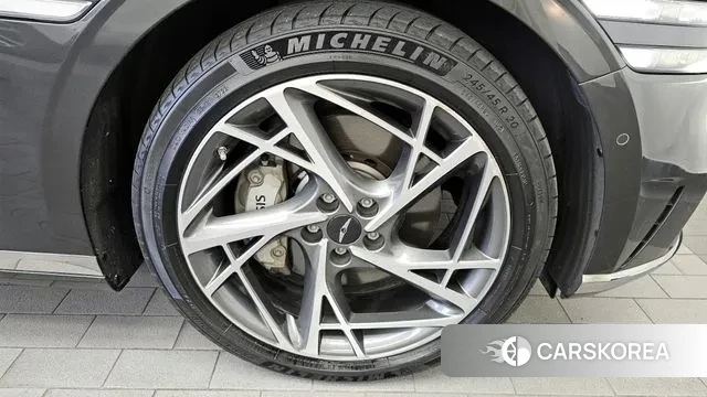 Genesis G90 (RS4) id 3354464 из Кореи 15