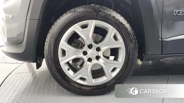 Jeep Renegade id 3407758 из Кореи 15