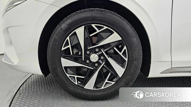 Hyundai The New Grandeur IG Hybrid id 4231568 из Кореи 27