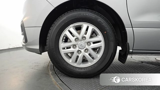 Hyundai The New Grand Starex id 4658220 из Кореи 15