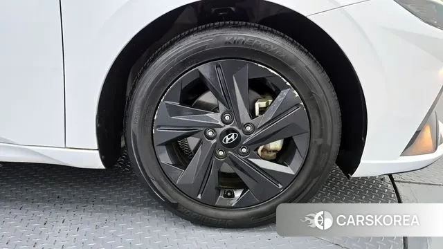 Hyundai Avante Hybrid (CN7) id 3615865 из Кореи 15