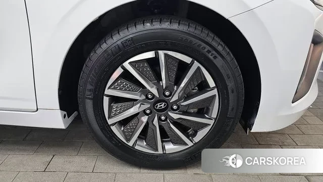 Hyundai The New Ionic Electric id 3778229 из Кореи 15