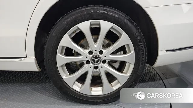 Mercedes-Benz E-Class W213 id 3552374 из Кореи 15