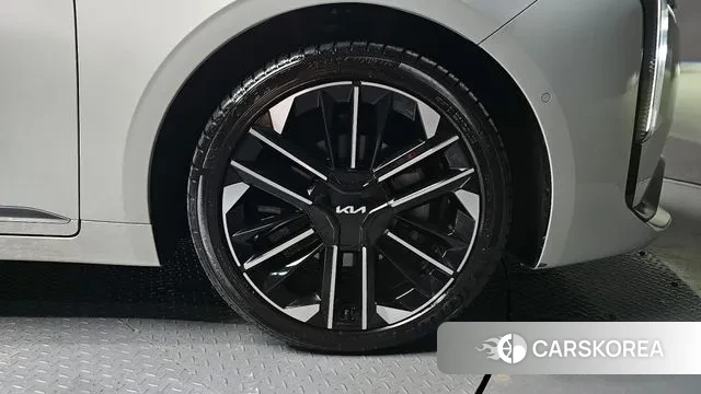 Kia The New K8 Hybrid id 3080109 из Кореи 15