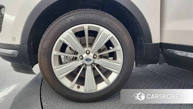 Ford Explorer id 4459333 из Кореи 32