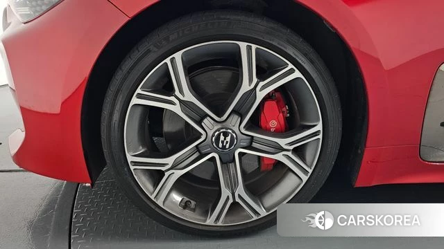 Kia Stinger id 4520612 из Кореи 35