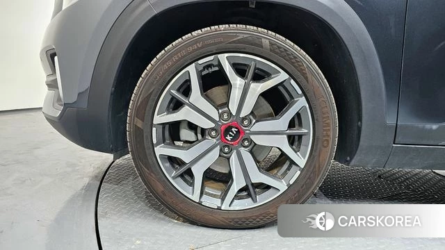 Kia Seltos id 4304661 из Кореи 15