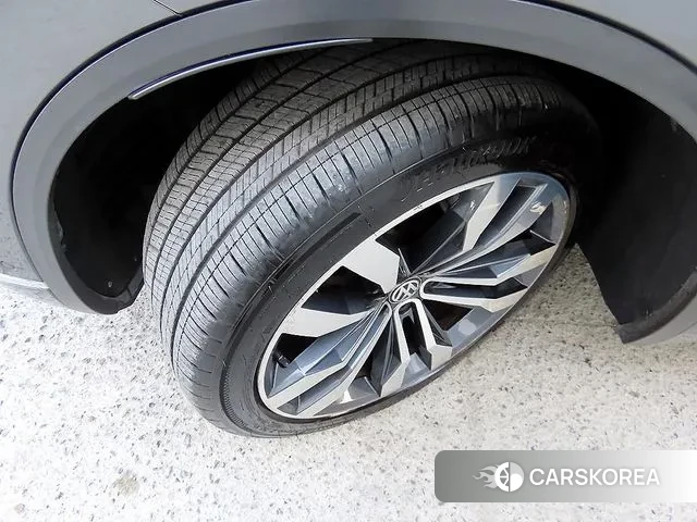 Volkswagen Touareg 3rd generation id 3367965 из Кореи 15