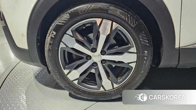 Peugeot 5008 second generation id 4225339 из Кореи 30