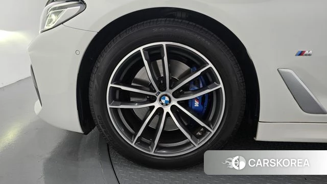 BMW 5 Series (G30) id 4854470 из Кореи 15