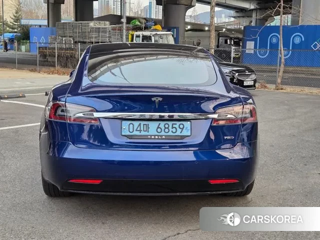 Tesla Model S id 3619505 из Кореи 14