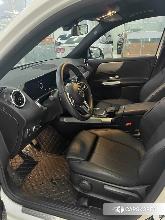 Mercedes-Benz GLB 2022 Белый из Китая, фото 5