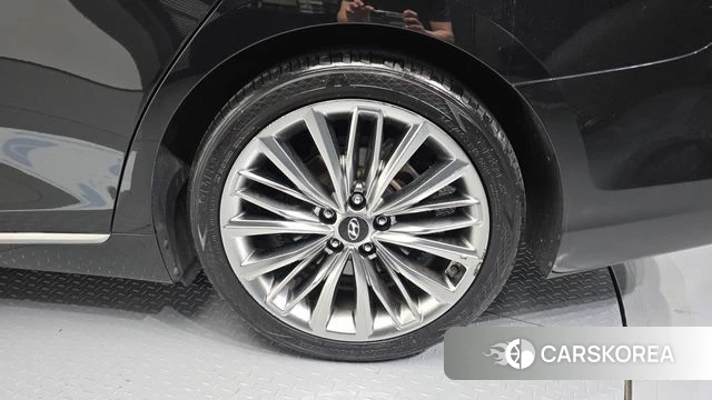 Hyundai Grandeur IG id 4246315 из Кореи 27