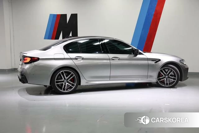 BMW M5 id 4365735 из Китая 13
