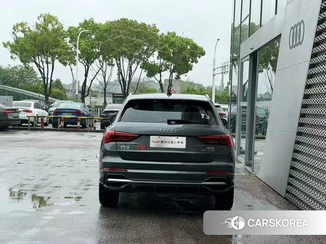 Audi Q3 2020 Темно-серый из Китая, фото 5