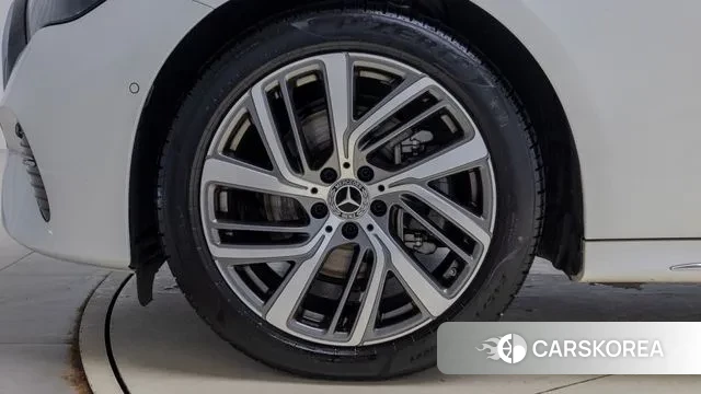 Mercedes-Benz E-Class W214 id 2974152 из Кореи 15