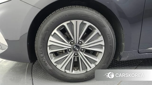 Kia K7 Premier Hybrid id 3795783 из Кореи 15