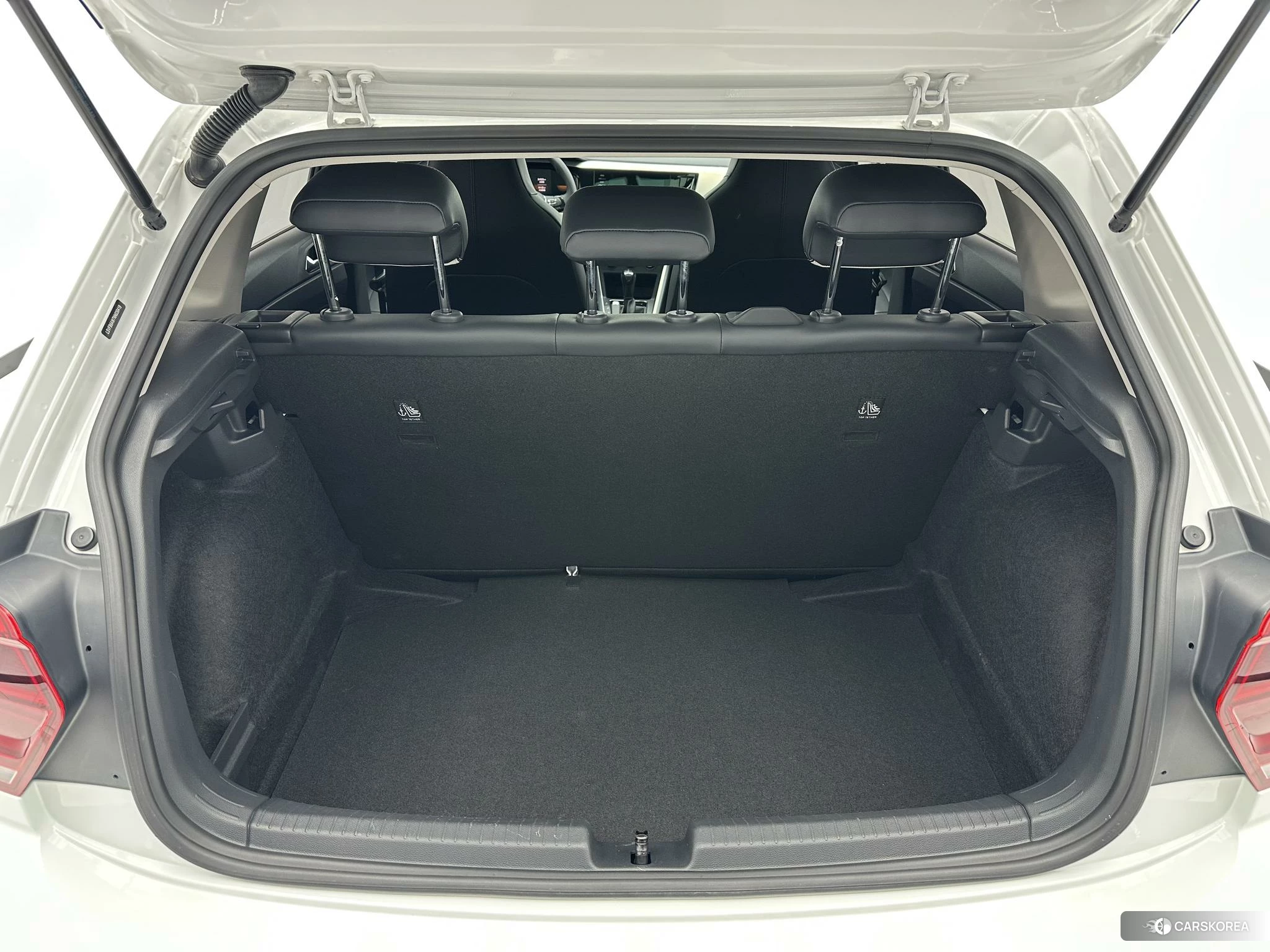 Volkswagen Polo id 4515019 из Китая 12