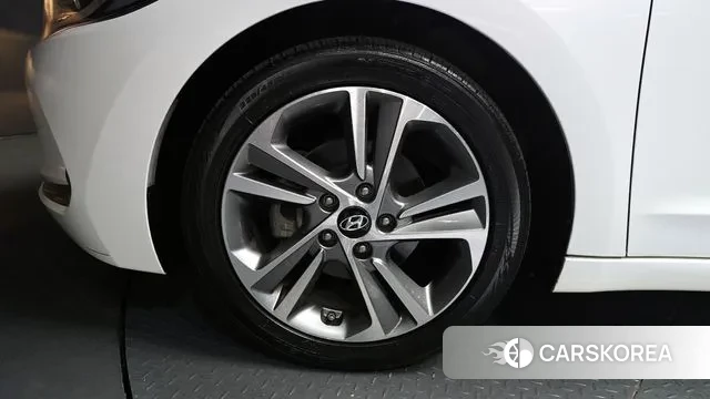 Hyundai Avante AD id 3434655 из Кореи 15