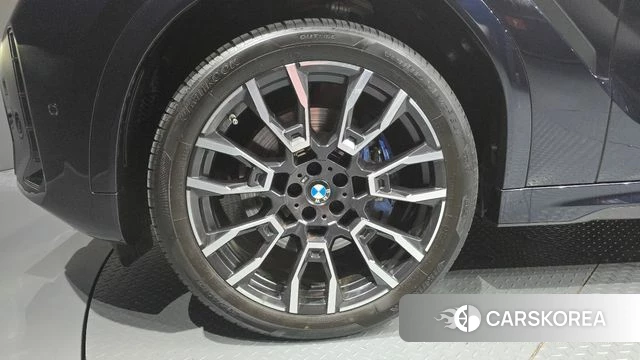 BMW X6 (G06) id 4480672 из Кореи 30