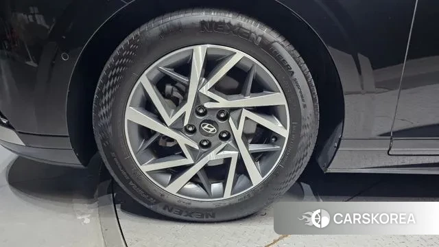 Hyundai Grandeur (GN7) id 3251828 из Кореи 15