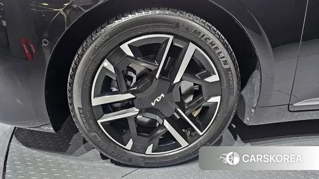 Kia The New K8 id 3739152 из Кореи 15