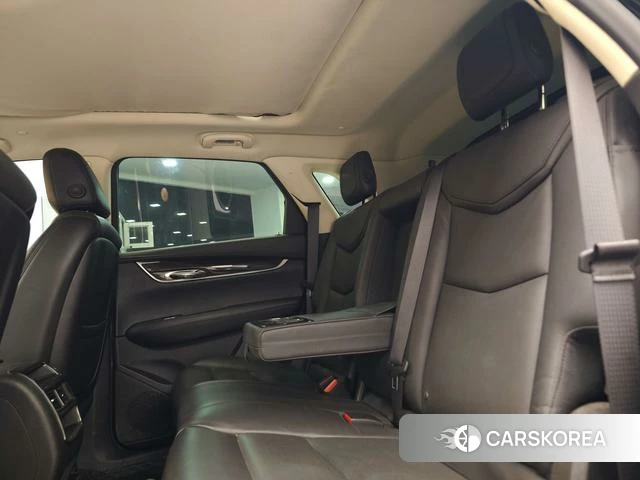 Cadillac XT5 id 4220685 из Китая 31