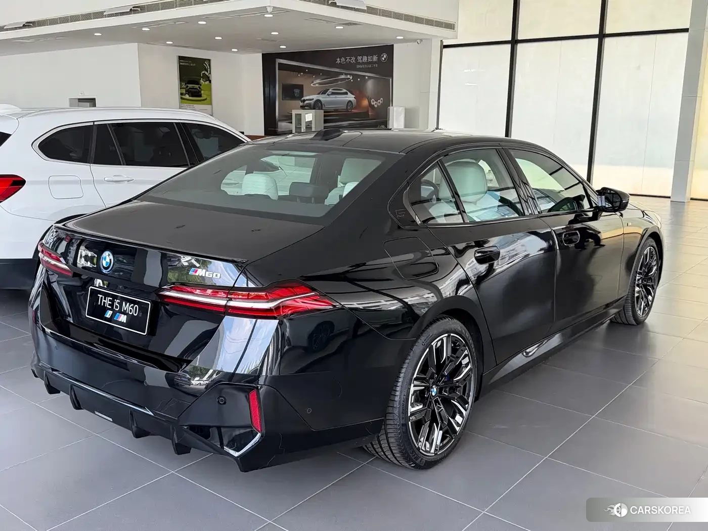 BMW i5 M60 2026 Черный из Китая, фото 5