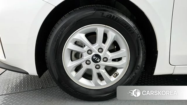 Kia Come New K3 id 4362538 из Кореи 26