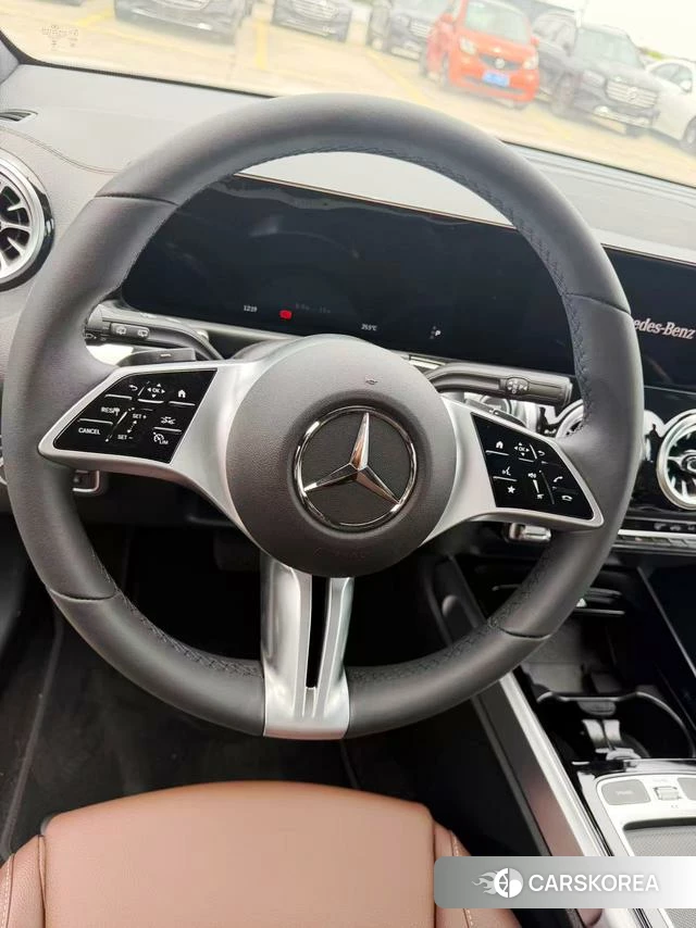 Mercedes-Benz EQB 2026 Белый из Китая, фото 6