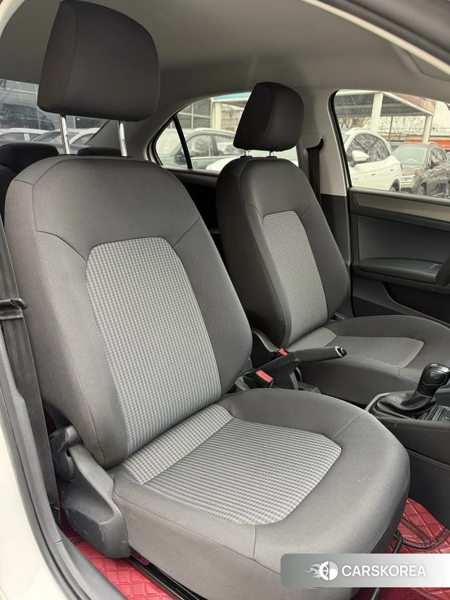 Volkswagen Santana id 4260104 из Китая 24