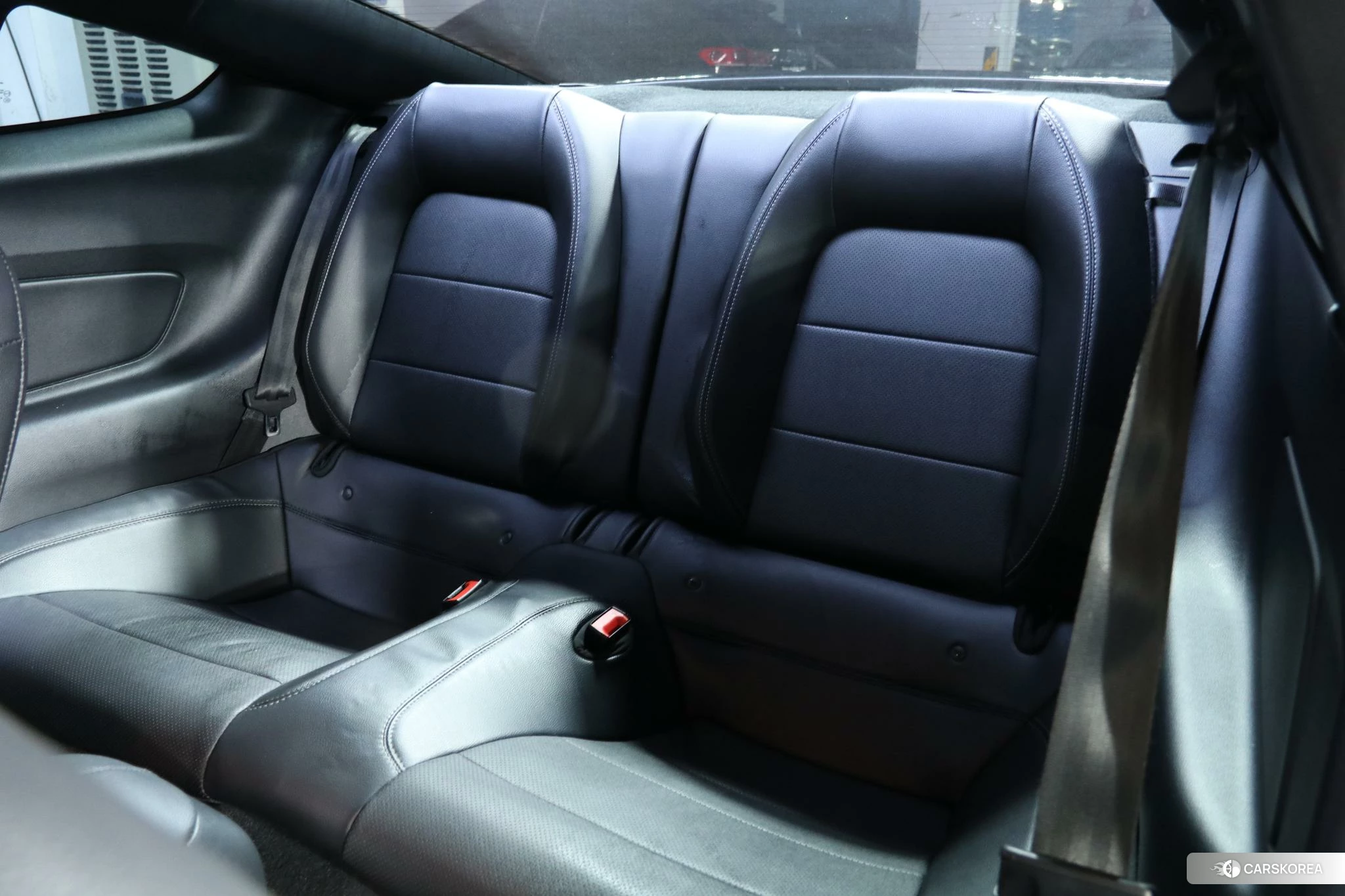 Ford Mustang id 4452935 из Китая 14