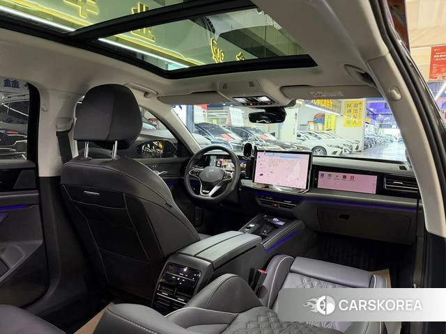 Volkswagen Magotan 2024 Черный из Китая, фото 5