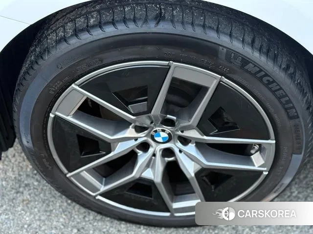 BMW 5 Series (G60) id 3063004 из Кореи 15