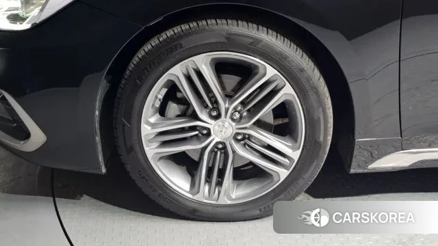 Hyundai Grandeur IG id 3651706 из Кореи 15