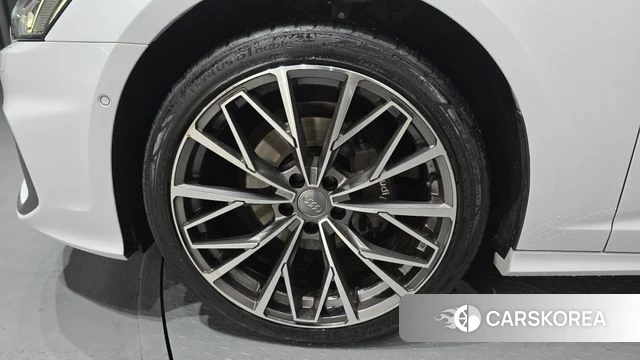 Audi A6 (C8) id 4881858 из Кореи 28
