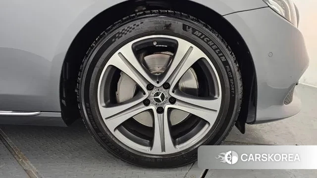 Mercedes-Benz E-Class W213 id 3677289 из Кореи 15