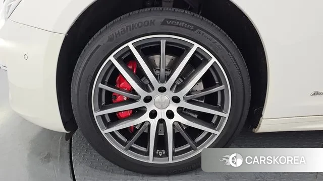 Maserati Ghibli id 3336315 из Кореи 15