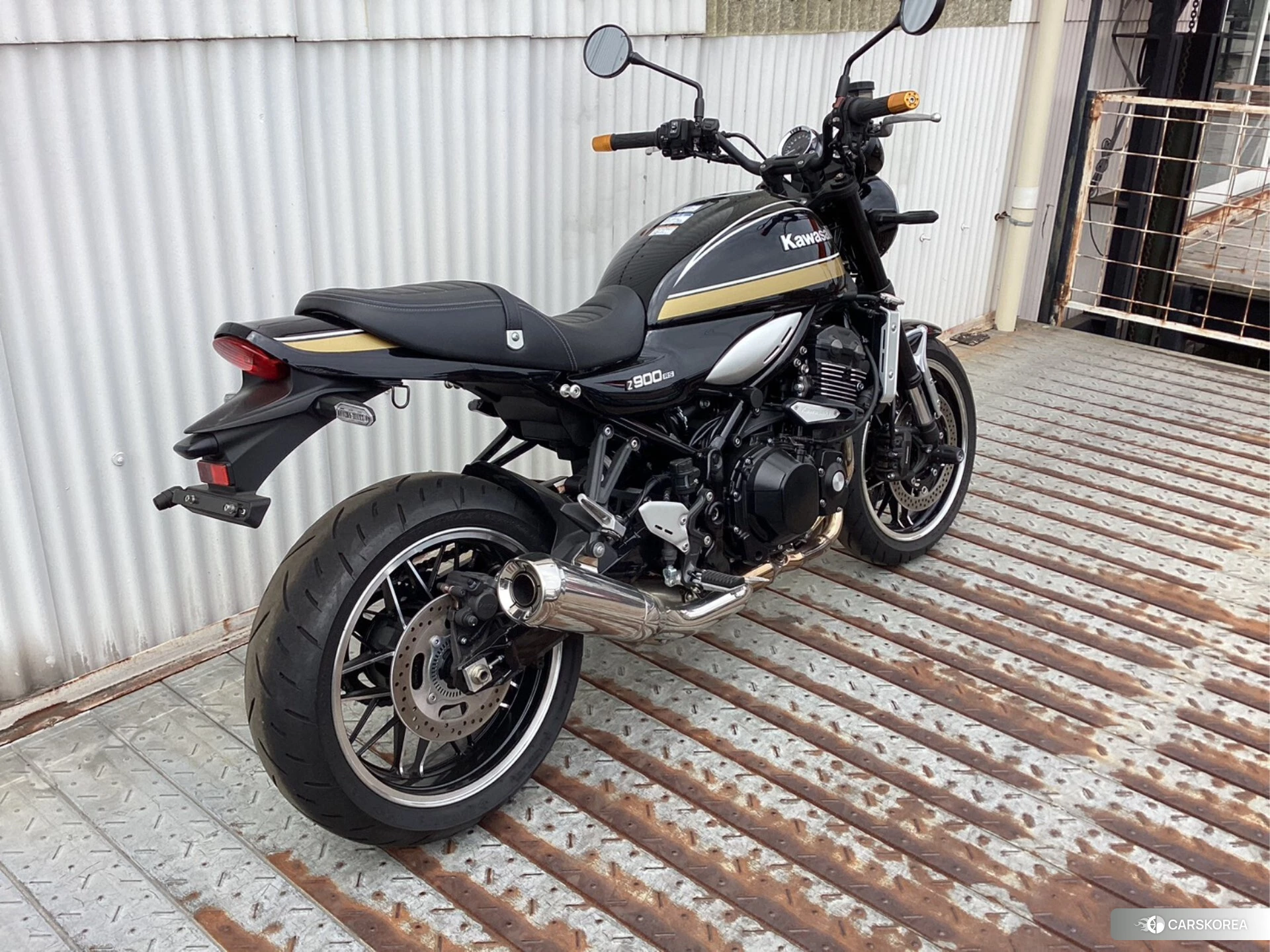 Kawasaki Z900RS id 3950369 из Японии 6