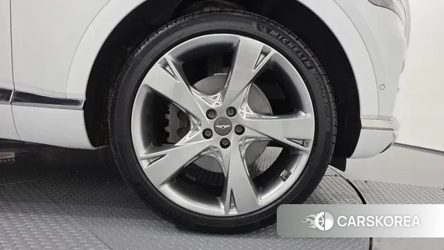 Genesis GV80 id 3504820 из Кореи 15