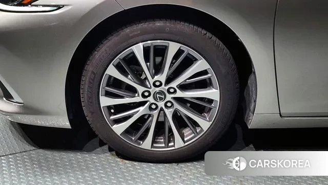 Lexus ES300h 7th generation id 2975662 из Кореи 15