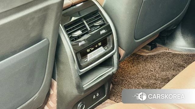 BMW X7 id 4272225 из Китая 21