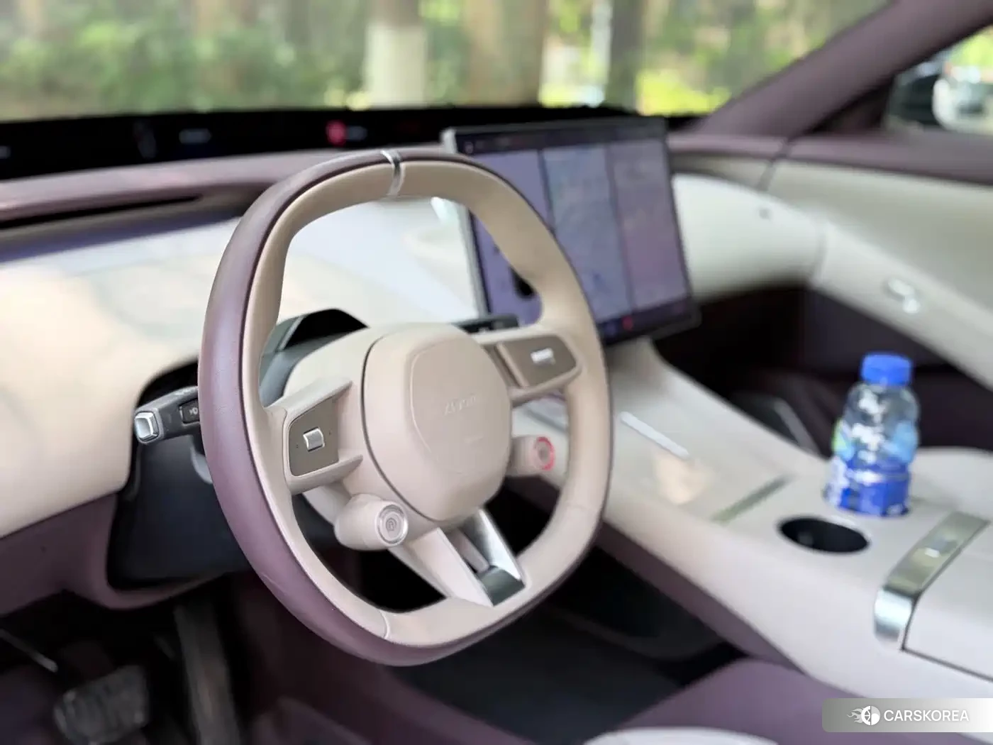 Xiaomi Car Xiaomi YU7 id 4538754 из Китая 13