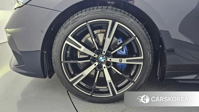 BMW 5 Series (G60) id 4665114 из Кореи 29