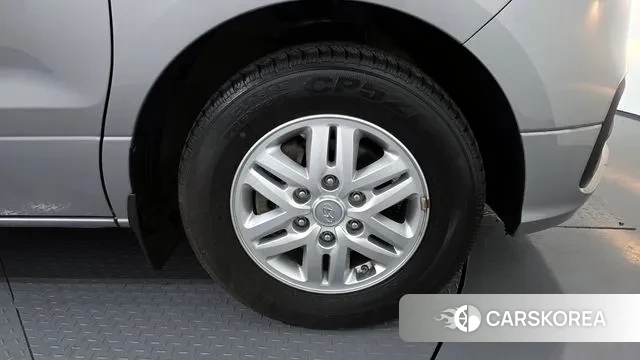 Hyundai The New Grand Starex id 3708215 из Кореи 15