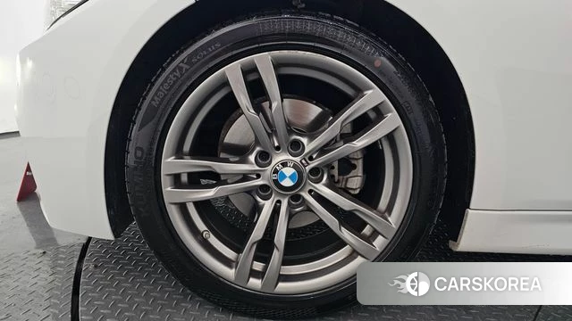 BMW 3 Series (F30) id 4568519 из Кореи 30