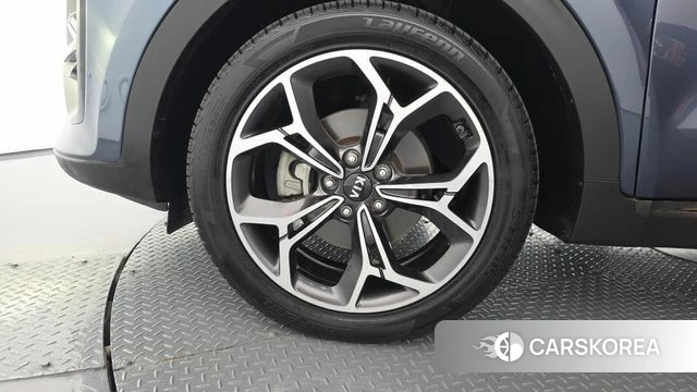 Kia Sportage The Bold id 4285810 из Кореи 28