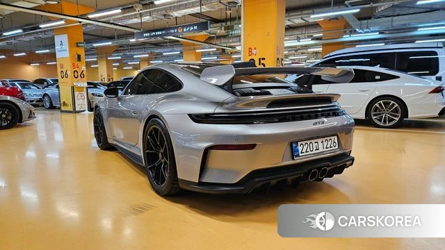 Porsche 911(992) id 4200640 из Кореи 15