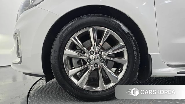 Kia The New Carnival id 4356688 из Кореи 26